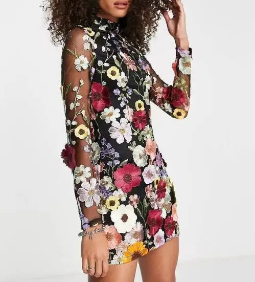 MW | raffiniertes Minikleid für Frauen