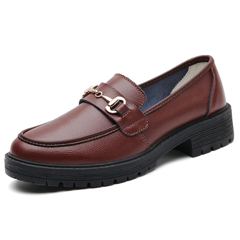 Bequeme und modische orthopädische Turnschuhe
