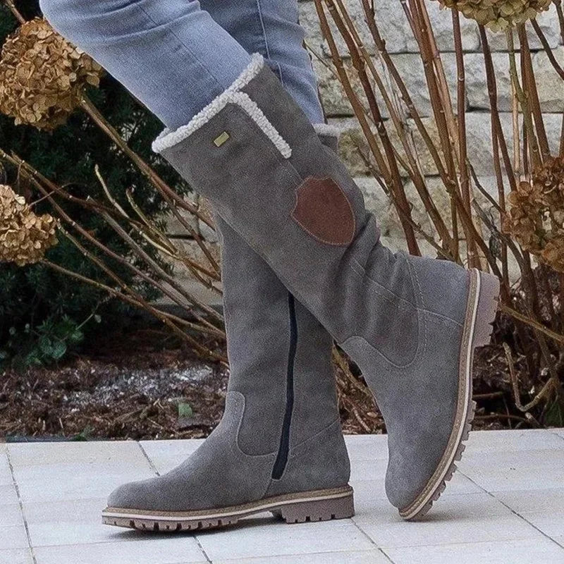 Bequeme und modische orthopädische Stiefel