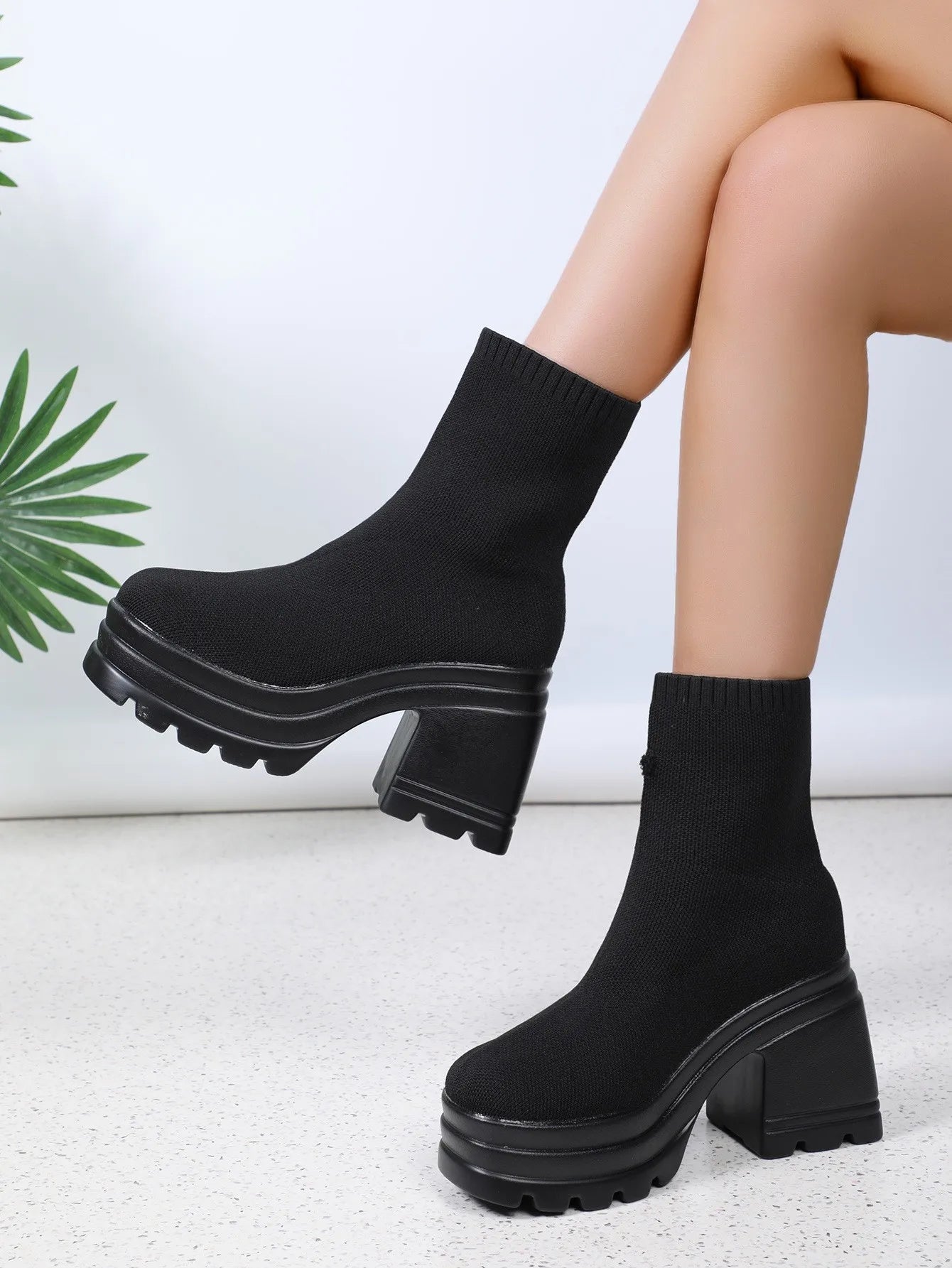 Bequeme und modische orthopädische Absätze