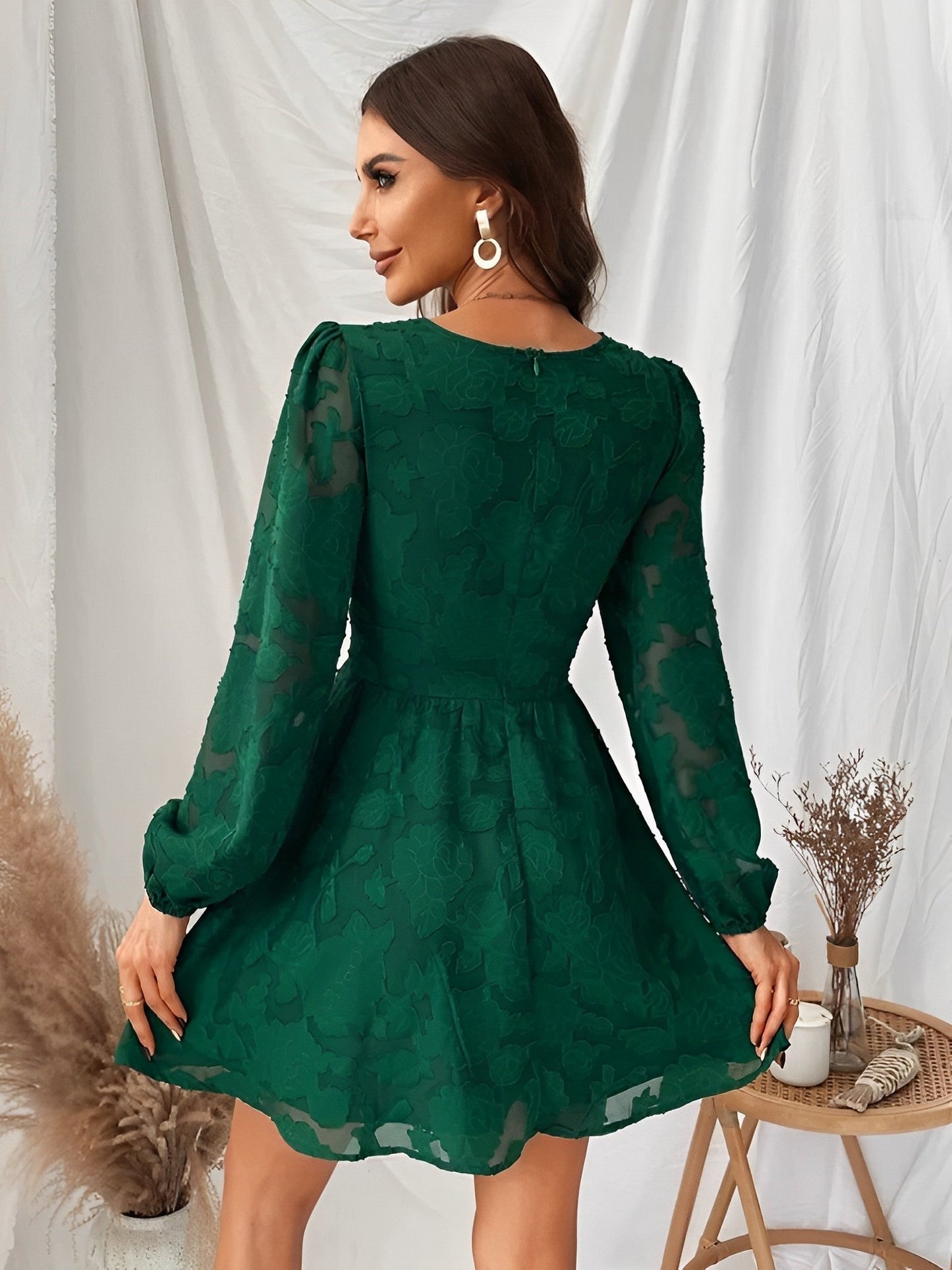 MW | ein vielseitiges Minikleid für besondere Anlässe in Grün