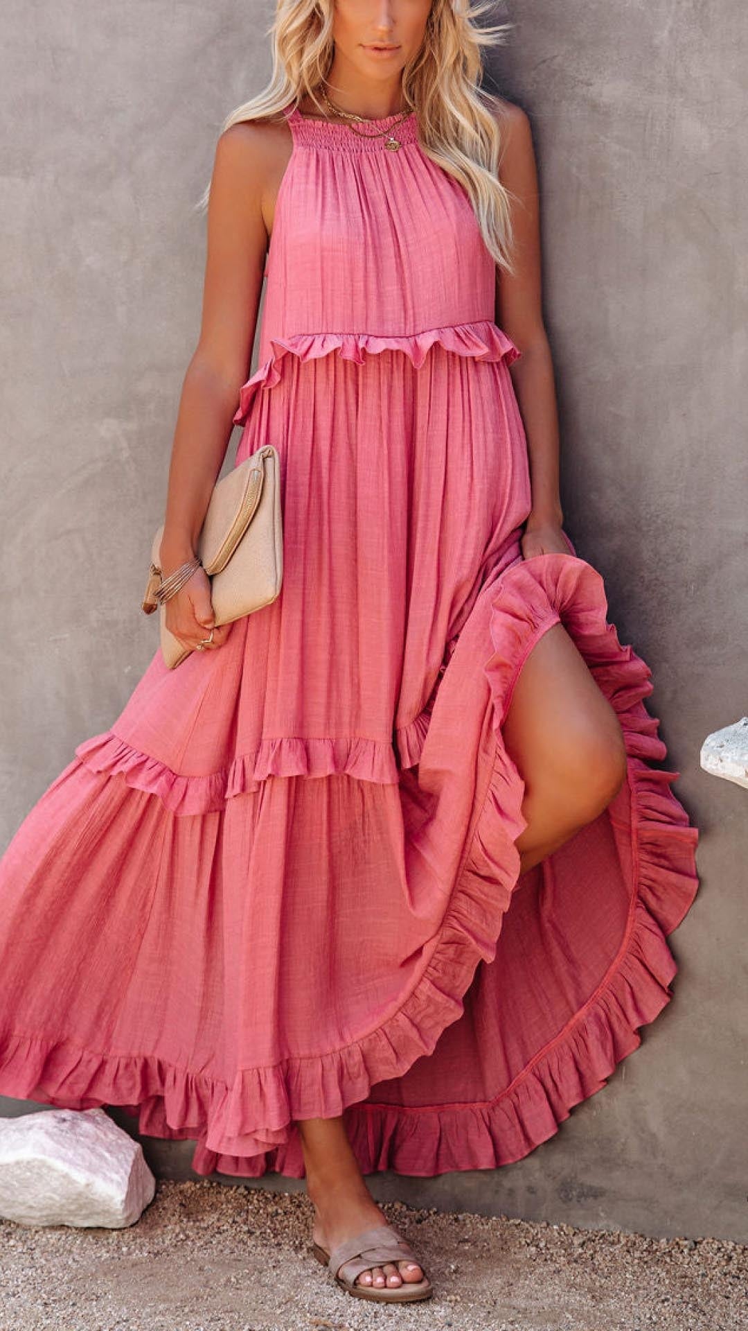 EM | Schlichtes Maxikleid mit Neckholder und Rüschen