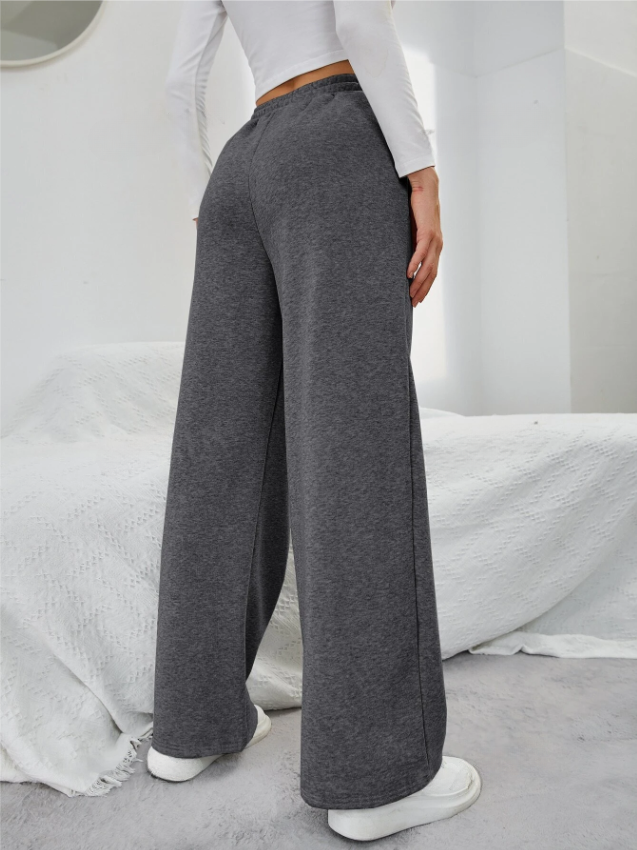 EM | Modische und minimalistische Winterhosen