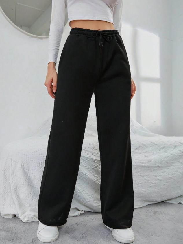 EM | Modische und minimalistische Winterhosen