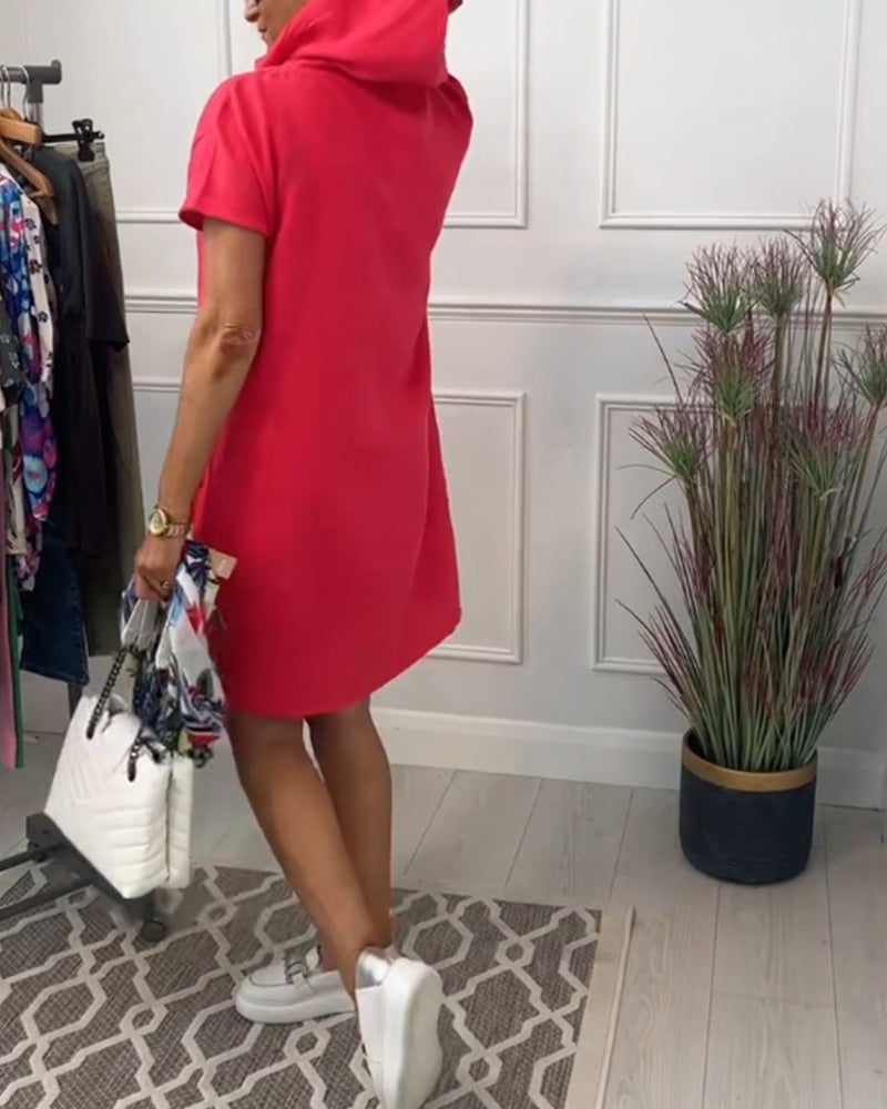 MW | Lässiges Kleid mit Kapuze und kurzen Ärmeln