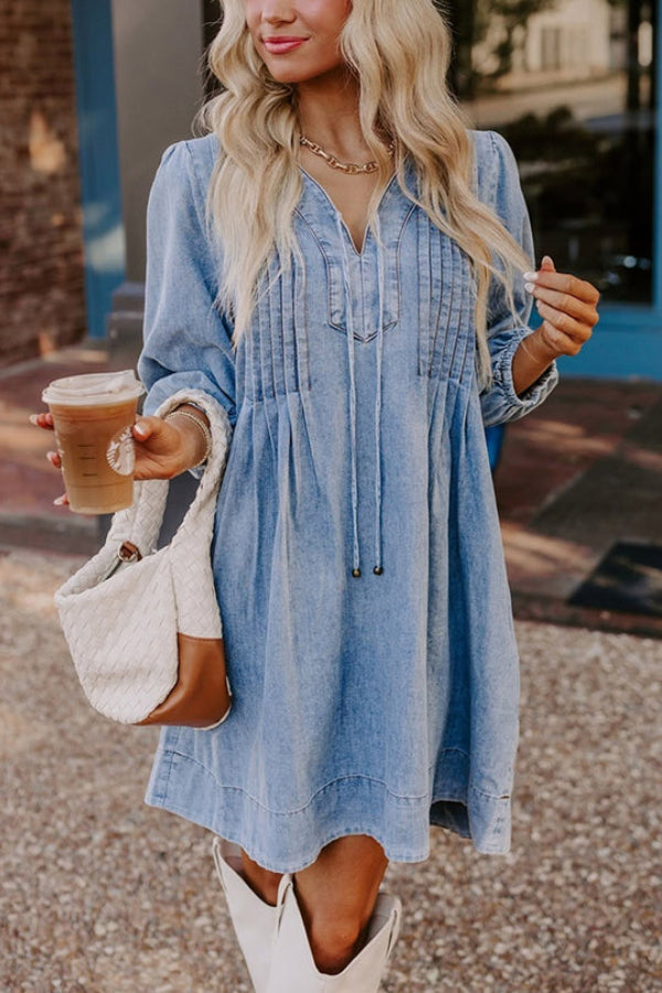 MW | Fate Would Have It Denim Verspielte Falten Tasche A-Linie Minikleid