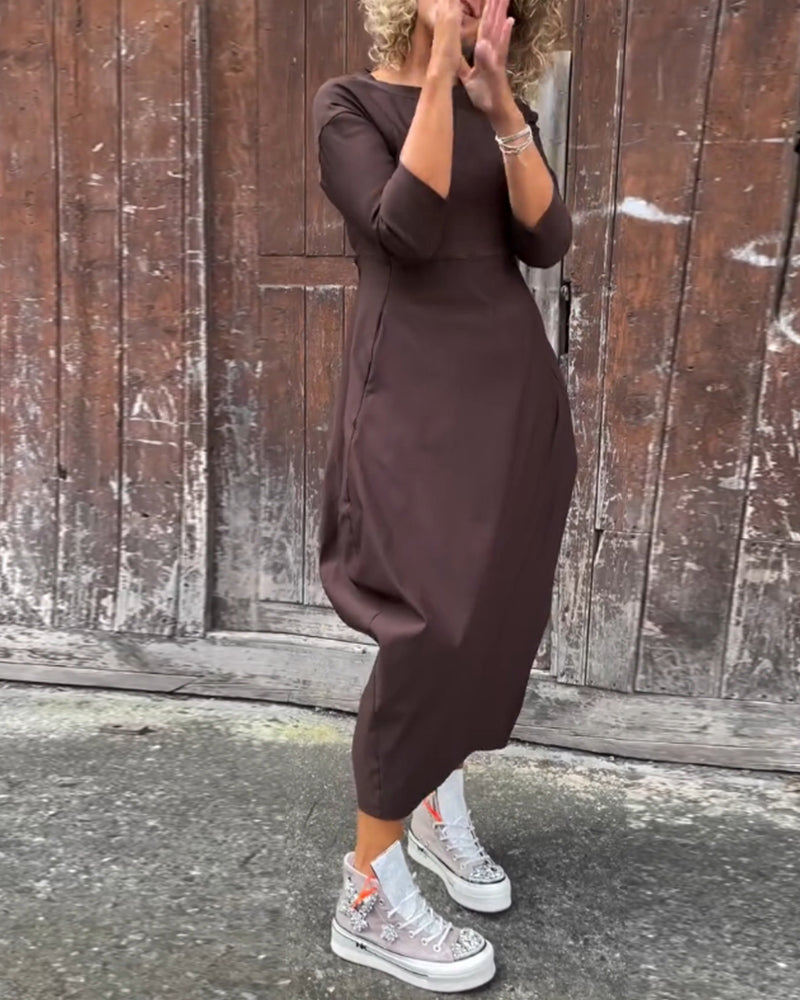 MW | Einfaches einfarbiges Kleid mit langen Ärmeln und Taschen