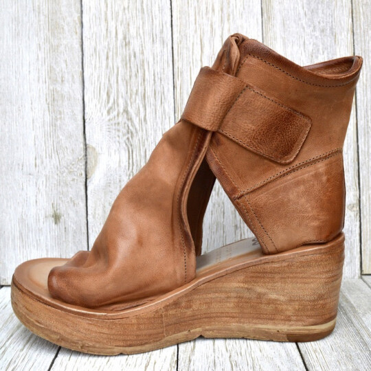 EM | Boho-Keilsandalen