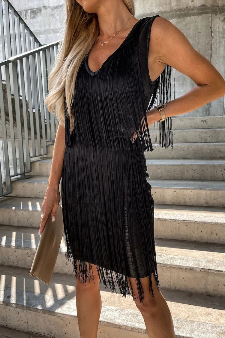MW | Ärmelloses Minikleid mit V-Ausschnitt und Quasten
