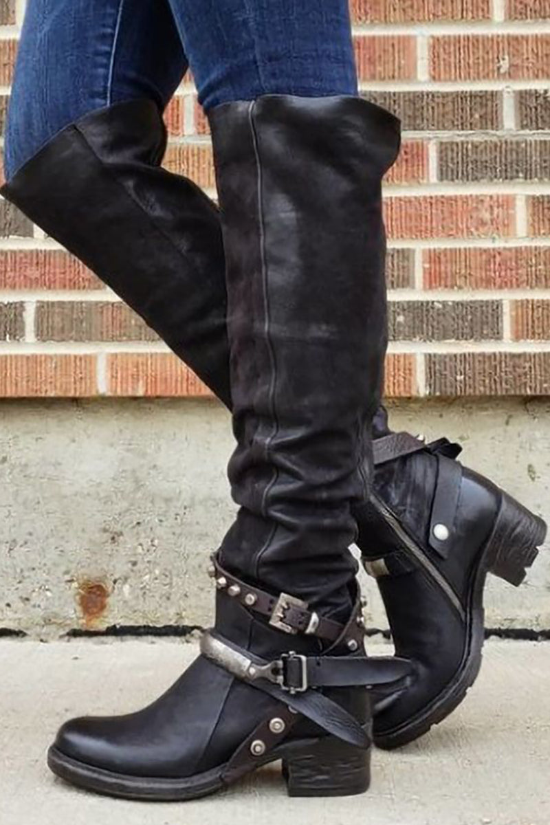 EM | Knöchelhohe Stiefel mit Schnalle