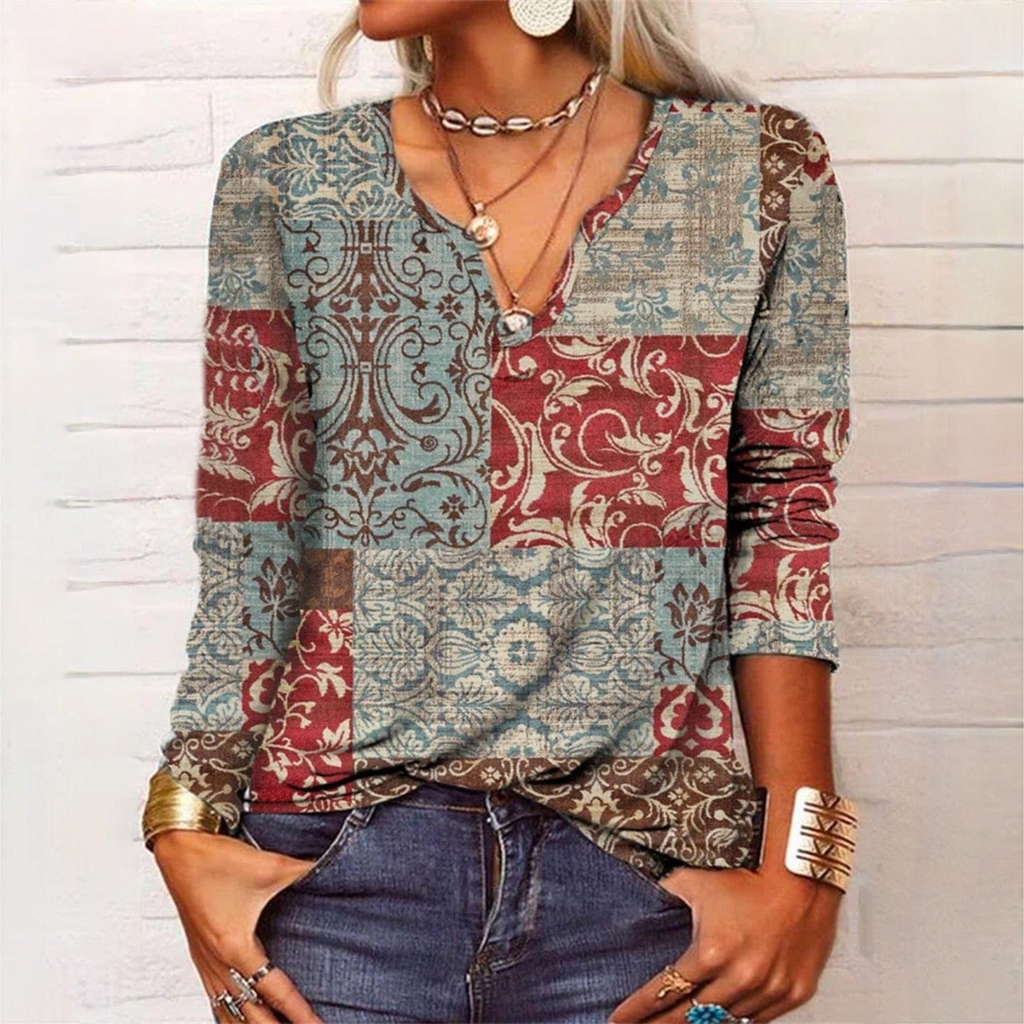 EM | langärmeliges Top mit Boho-Patchwork-Druck