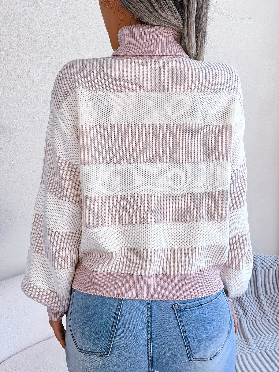 MW | Modischer und minimalistischer Pullover
