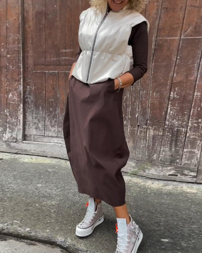 MW | Einfaches einfarbiges Kleid mit langen Ärmeln und Taschen