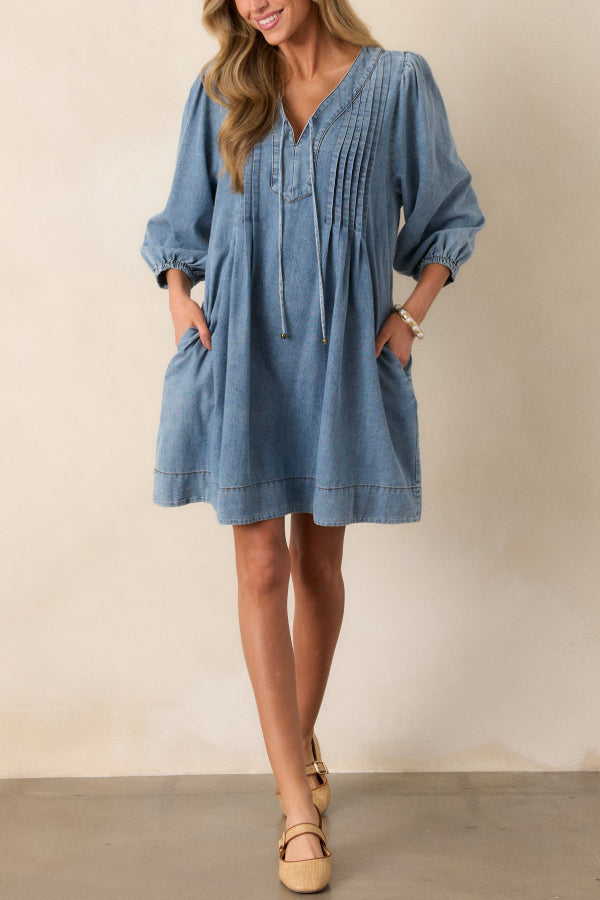 MW | Fate Would Have It Denim Verspielte Falten Tasche A-Linie Minikleid