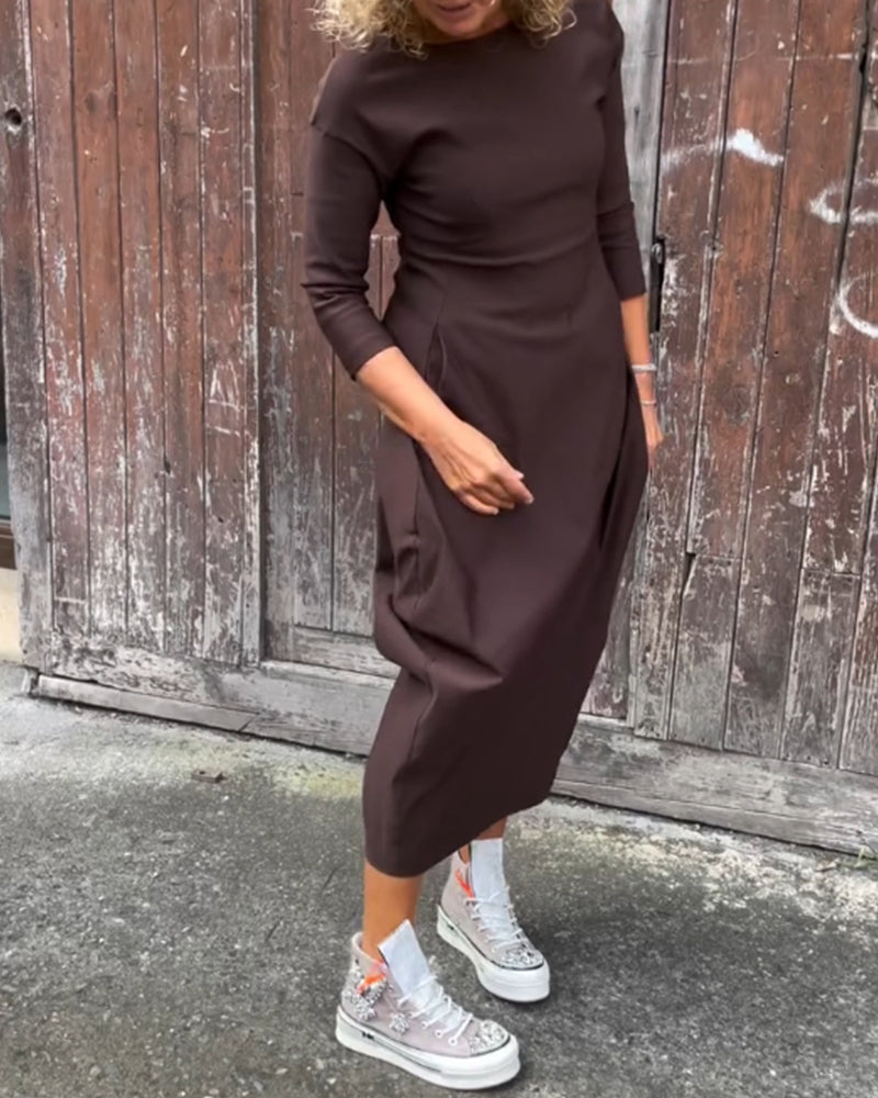 MW | Einfaches einfarbiges Kleid mit langen Ärmeln und Taschen