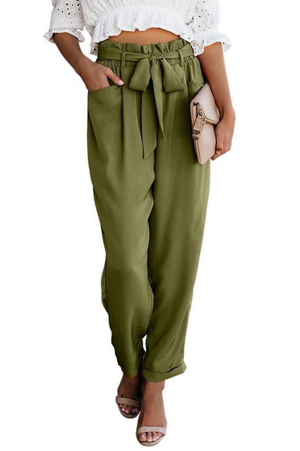 EM | Schlanke und luftige Hose