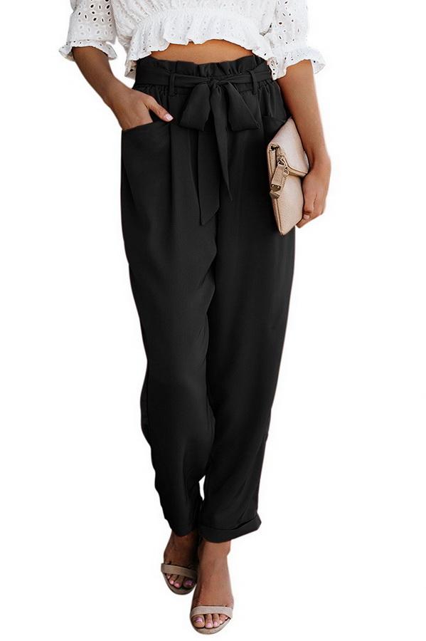 EM | Schlanke und luftige Hose