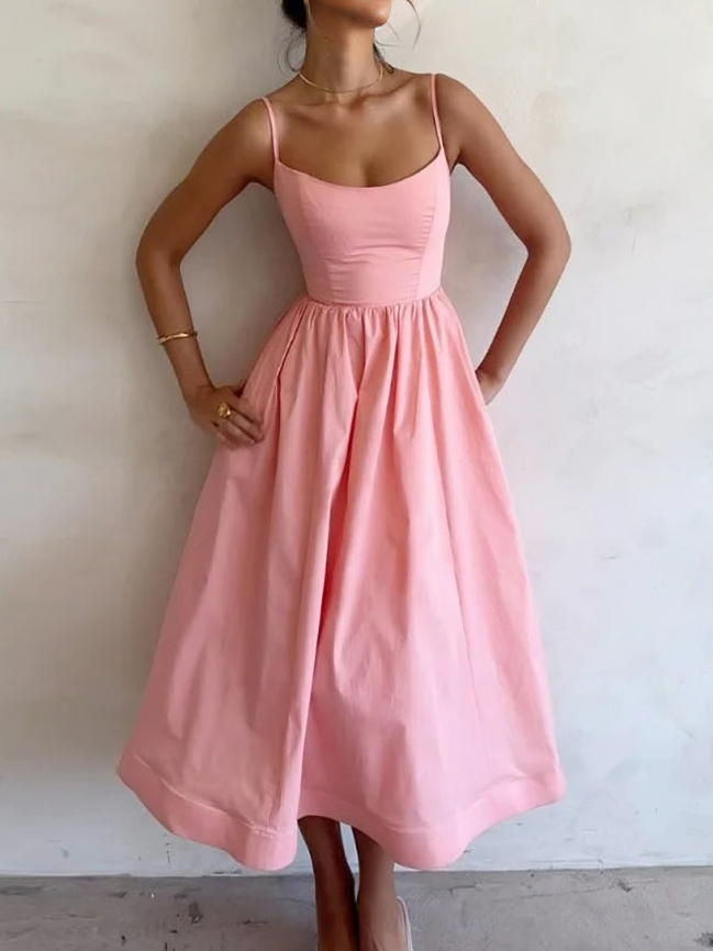 EM | Fließendes Maxikleid mit Spaghetti-Sternchen