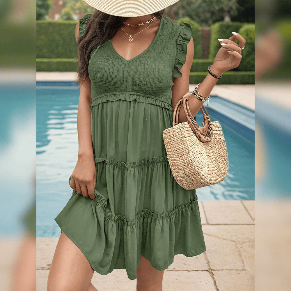 MW | Entspanntes grünes Minikleid mit Stufen für den Sommerurlaub