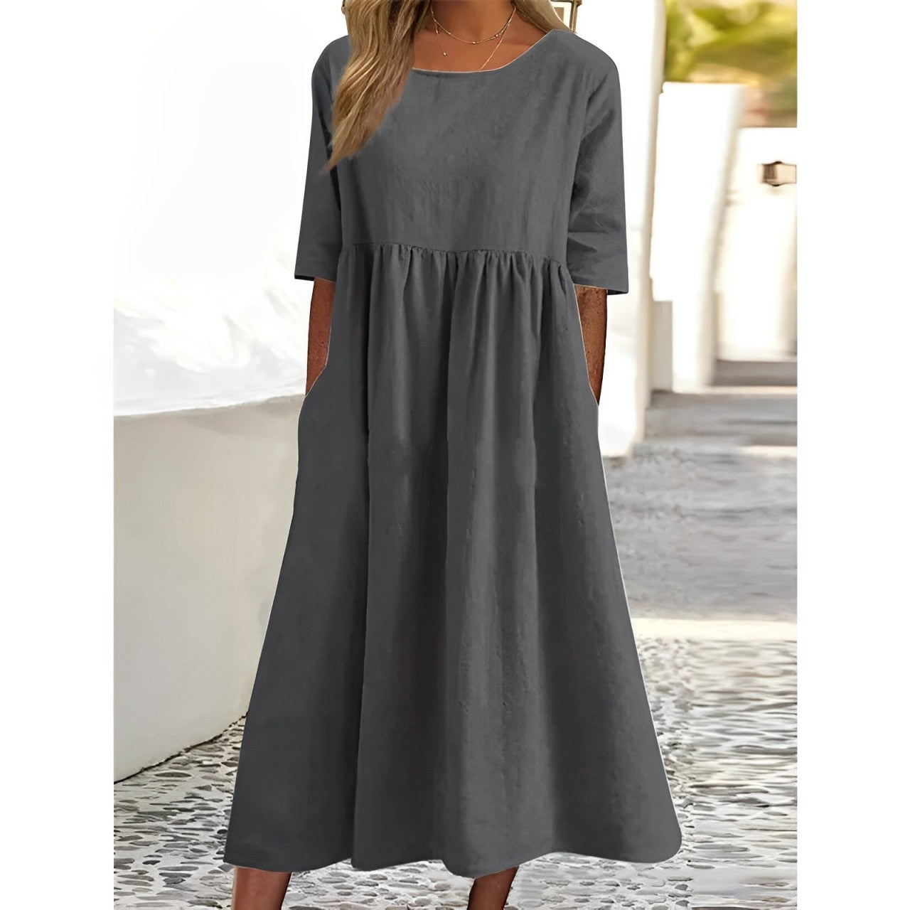 EM | Unifarbenes Midikleid