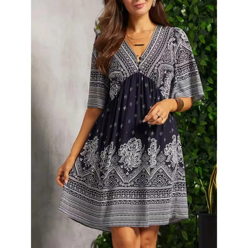 EM | Bedrucktes Midikleid mit V-Ausschnitt