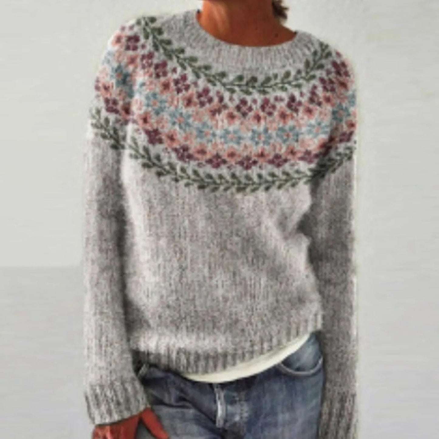 EM | Colorblock-Strickpullover mit gestreiften Ärmeln