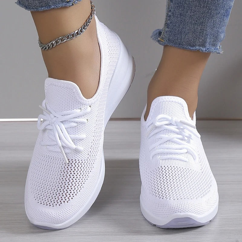 EM | Stricksneaker mit Schnürverschluss