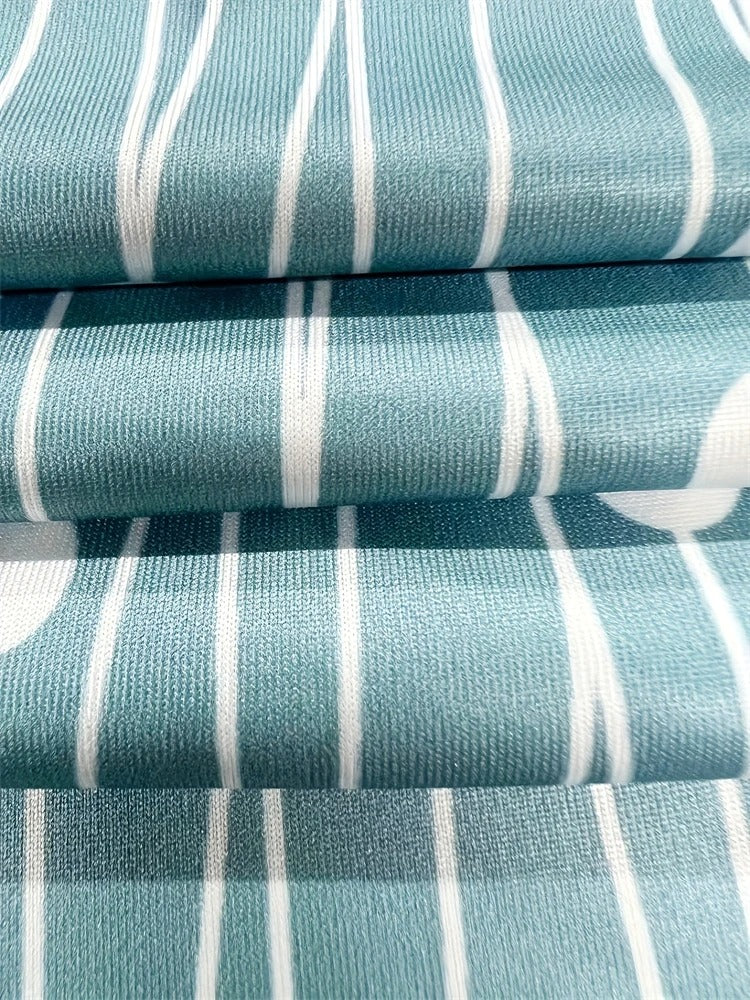 EM | Kurzärmeliges Midikleid mit böhmischem Print