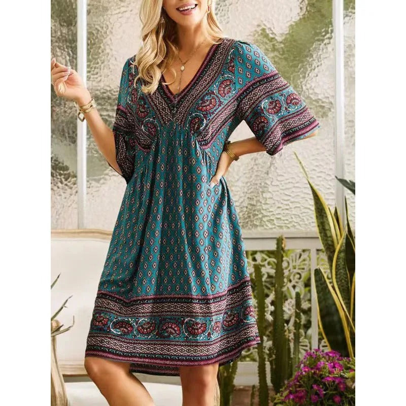 EM | Bedrucktes Midikleid mit V-Ausschnitt