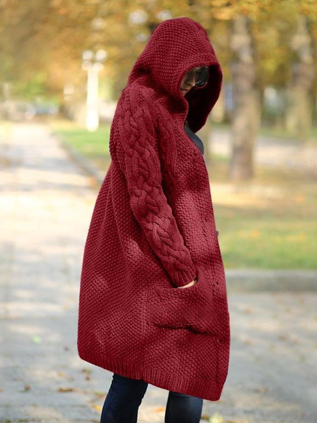 EM | Strickjacke mit Kapuze aus Grobstrick