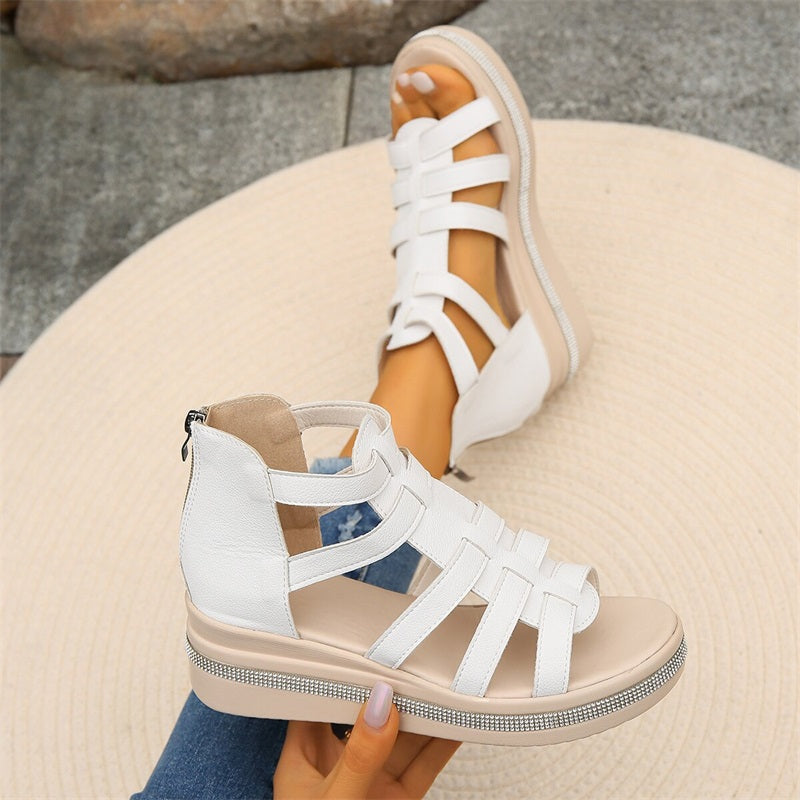 EM | Mit Strass besetzte Keilsandalen