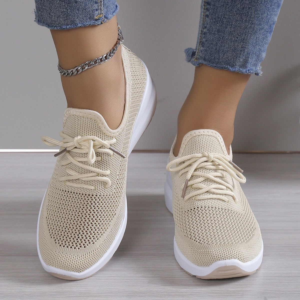 EM | Stricksneaker mit Schnürverschluss