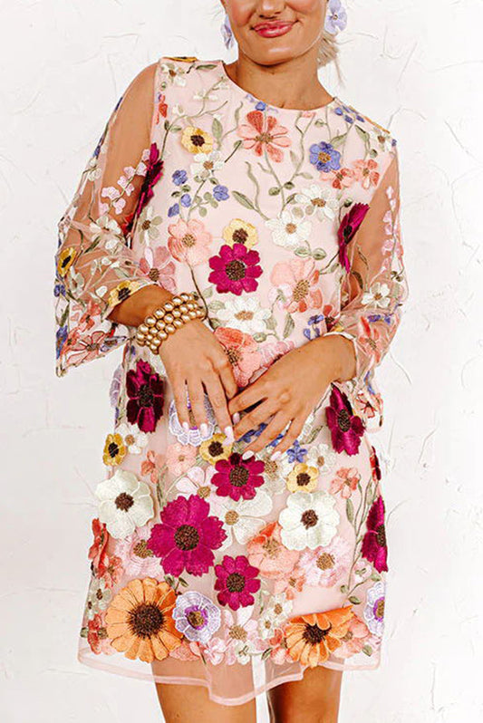 MW | Dahlia Dreaming Bestickte Blumenapplikation Halbe Ärmel Minikleid