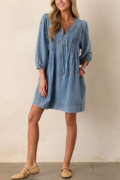 MW | Fate Would Have It Denim Verspielte Falten Tasche A-Linie Minikleid