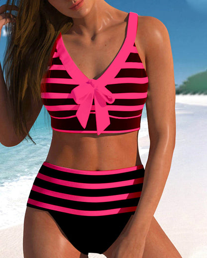 EM | Eleganter bunter Sommerbikini