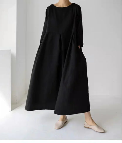 EM | Langes Kleid mit langen Ärmeln