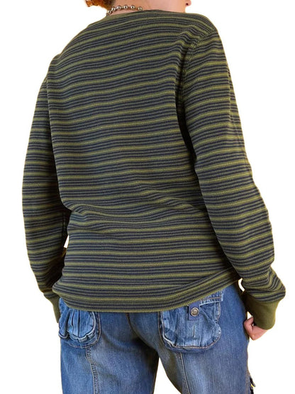 MW | MW – Gestreiftes Langarmshirt mit Rundhalsausschnitt
