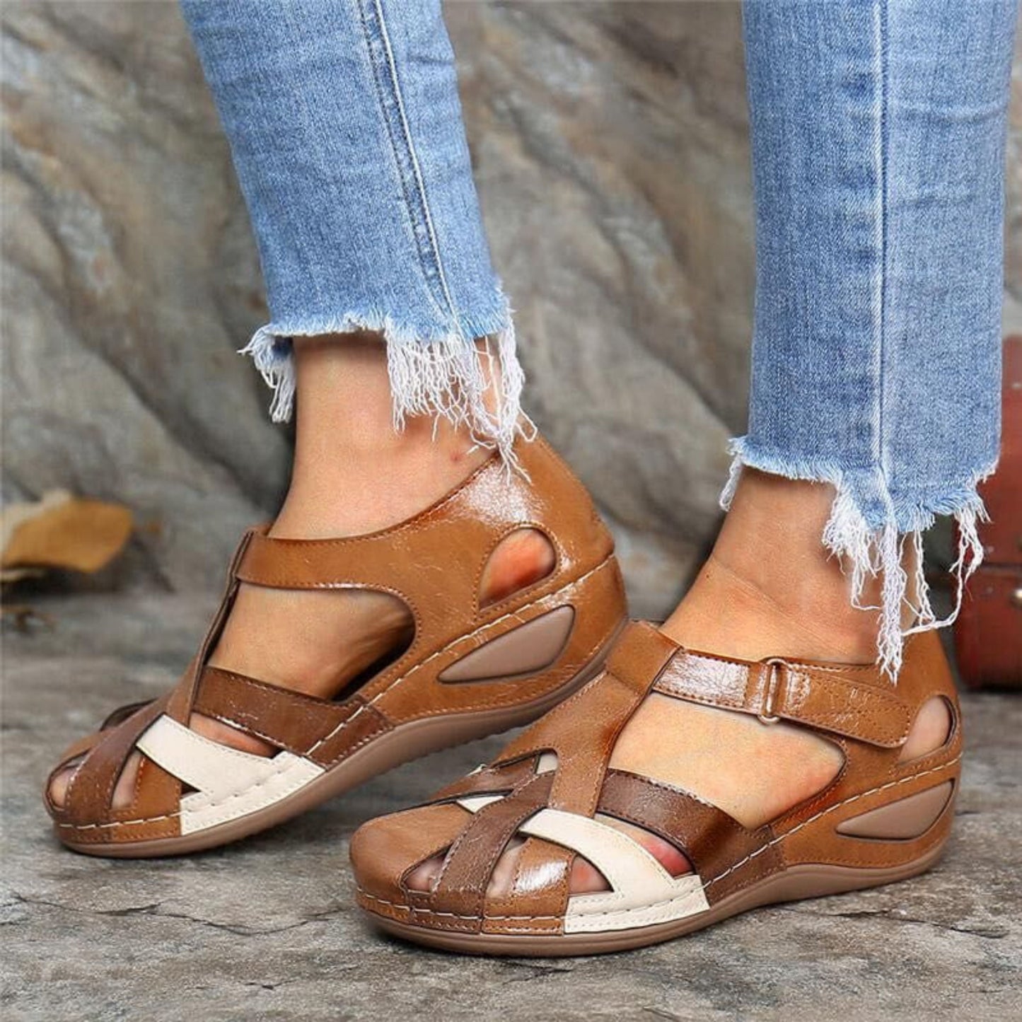 EM | Damensandalen mit Keilabsatz