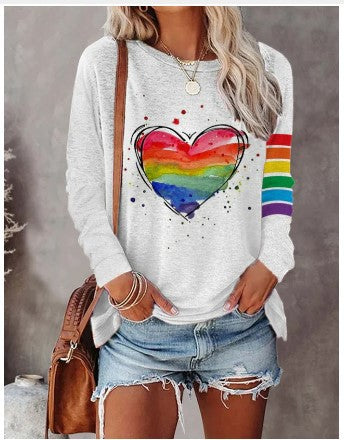 EM | Langärmeliges Shirt mit Regenbogenherz-Print