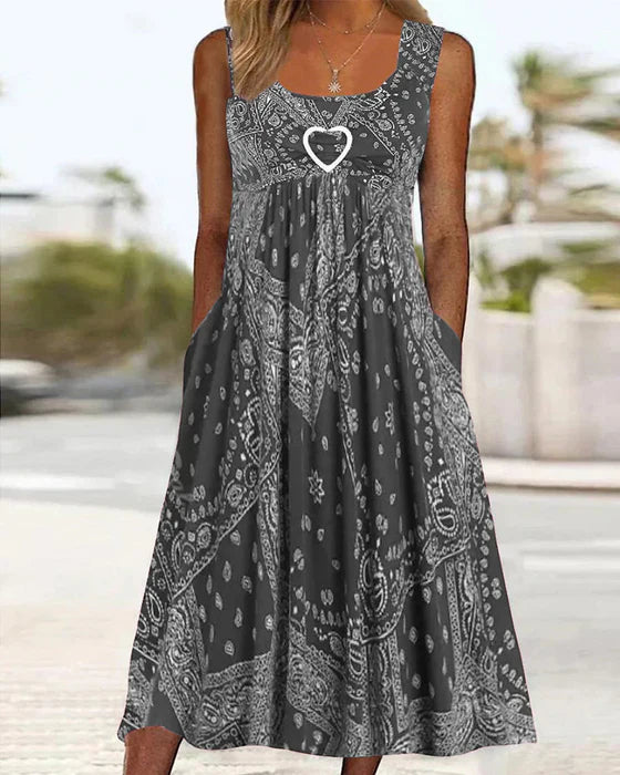 MW | Ärmelloses Kleid mit Print und Herz-Detail