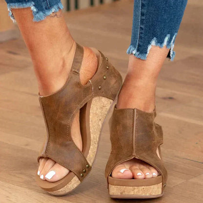 EM | Elegante Sommer-Keilsandalen