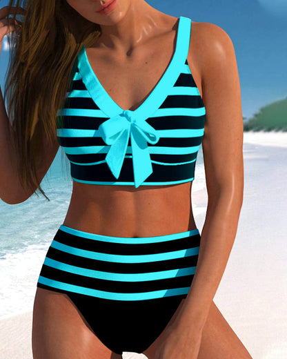 EM | Eleganter bunter Sommerbikini