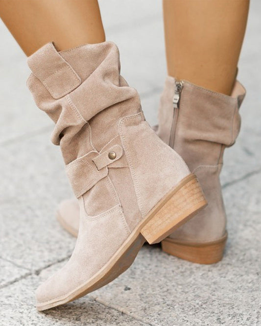 EM | Mid-Calf-Stiefel mit Riemen-Detail
