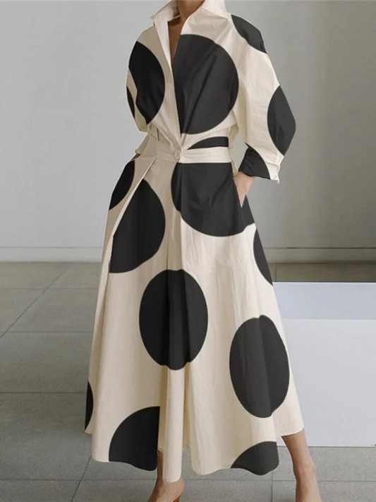 EM | Naila – Taillenlanges Maxikleid mit Temperament-Print