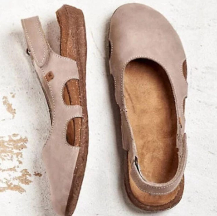 EM | Sandalen mit Sling-Back-Riemen