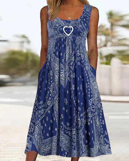 MW | Ärmelloses Kleid mit Print und Herz-Detail