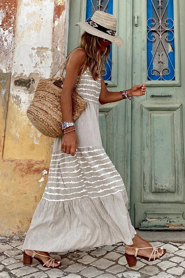 EM | Sommerliches gestreiftes Maxikleid mit A-Linien-Ausschnitt