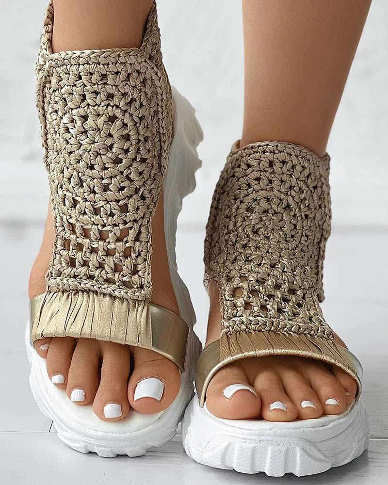 EM | Stylische Damensandalen