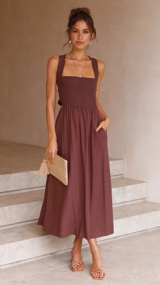 EM | Melanie – Braunes, minimalistisches, ärmelloses Midikleid