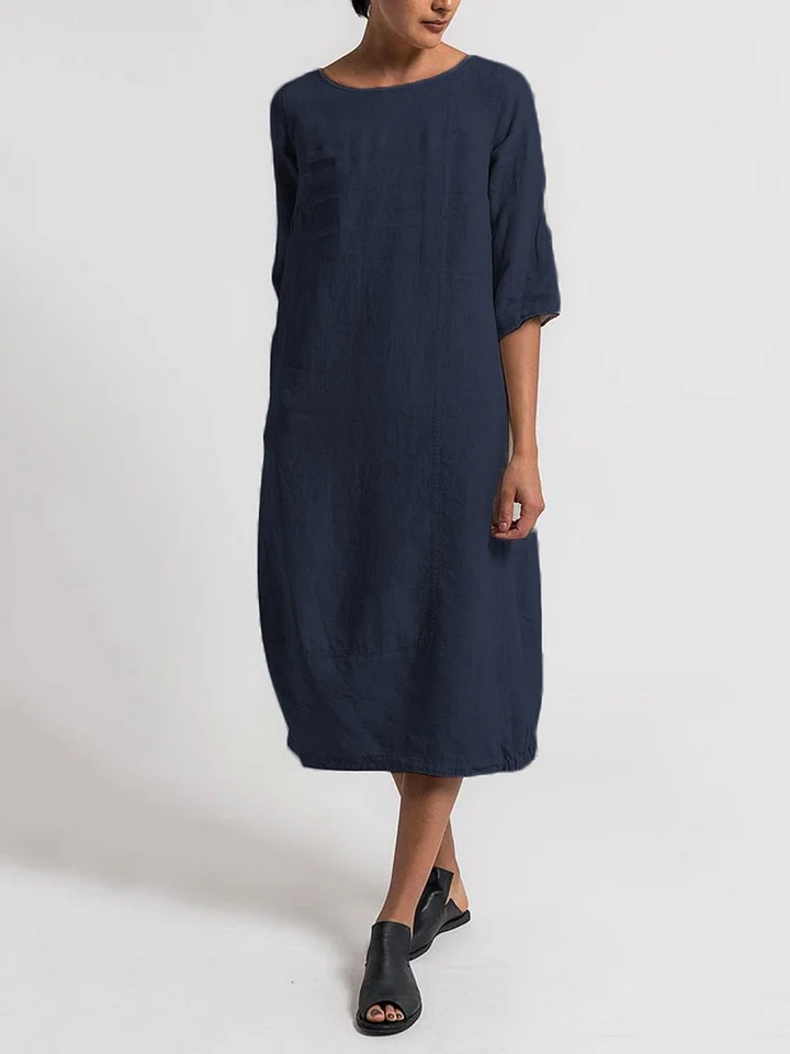 EM | Alice – Lässiges, einfarbiges Freizeitkleid mit Rundhalsausschnitt und 3/4-Ärmeln
